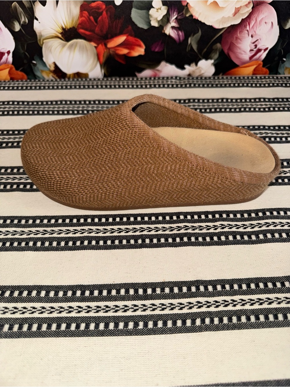 Rothy's Women’s Original Camel Knit Slip-On Clogs, 8 - Picture 8 of 12